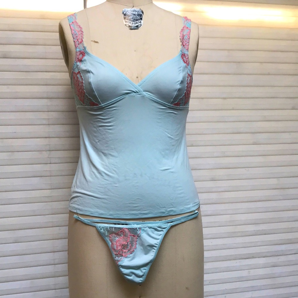DKNY LINGERIE SET. in Aqua blue color size medium.